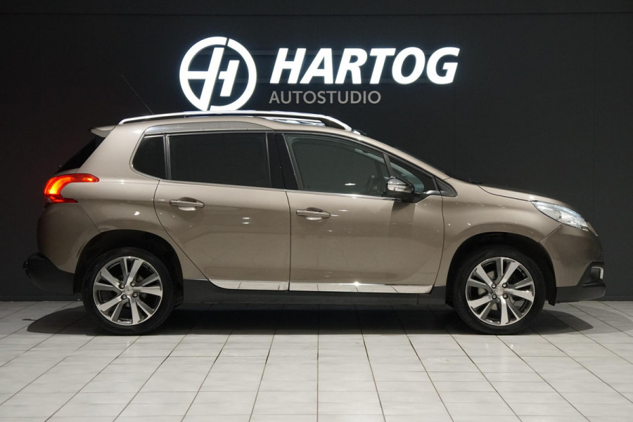 Peugeot 2008 1.2 PureTech Allure + PANORAMA