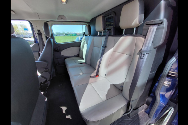Ford Transit Custom 270 2.2 TDCI L1H1 Limited DC 155PK | dubbelcabine | Leer | elek. best stoel | Stoelverwarming | Camera | PDC | Navigatie | Voorruitverwarming |