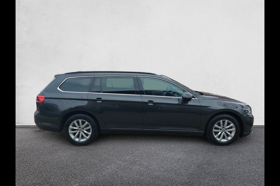 Volkswagen Passat Variant 1.5 TSI Comfort Business Automaat, airco,cruise,navigatie,trekhaak,parkeersensoren,