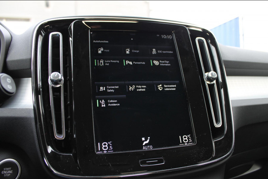 Volvo XC40 T4 211pk Automaat Recharge R-Design Expression Navigatie / Standkachel / 18" lichtmetalen velgen / Cruise Control / Climate Control / Keyless Entry /