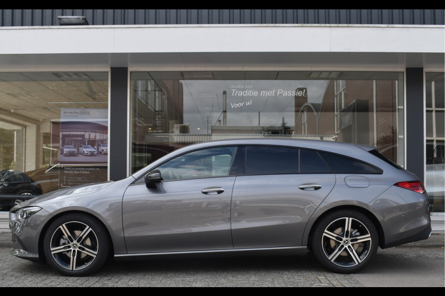 Mercedes-Benz CLA-Klasse Shooting Brake 180 Luxury-Line | Achteruitrijcamera | Stoelverwarming | Night-Pakket |