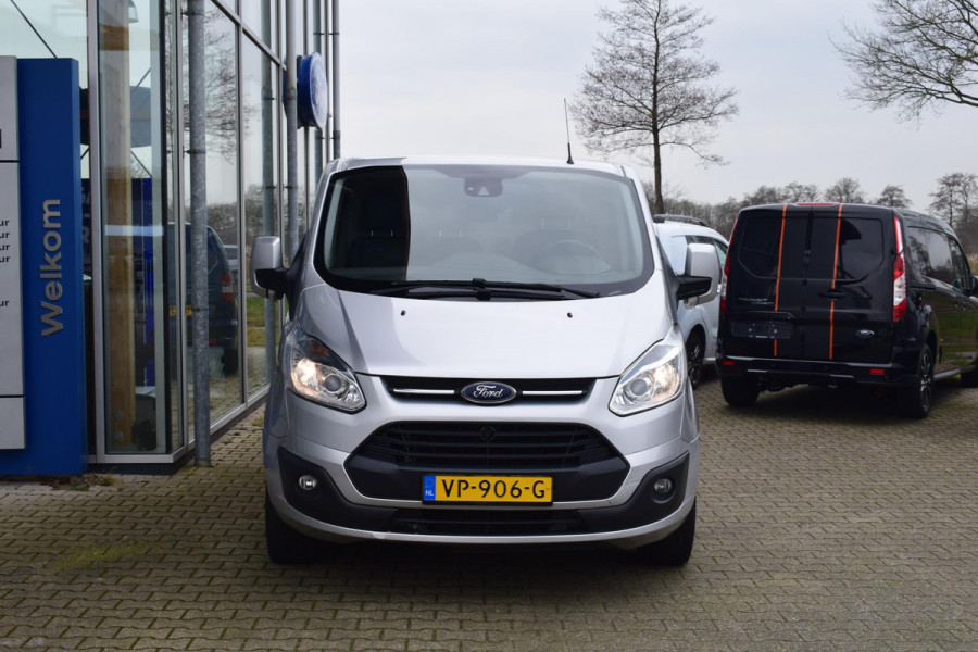 Ford Transit Custom 2.2 TDCI 155 pk! L2H1 Champions Edition Trekhaak | Cruise Control | Camera | Airco | Lederen Bekleding |