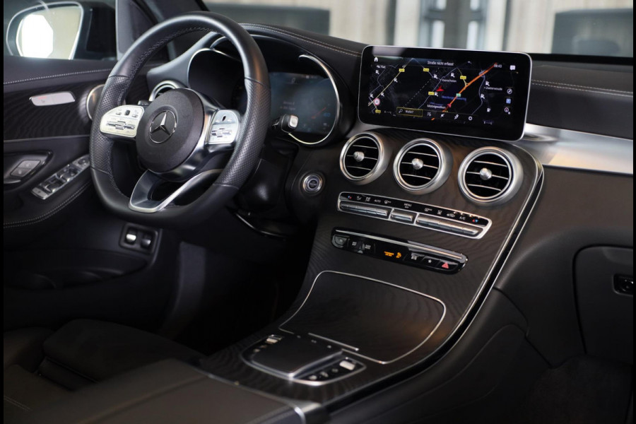 Mercedes-Benz GLC 300e 4MATIC AMG / Digital Cockpit / 360 Camera / Burmester / Panoramadak / Acc / Lane Assist / Led