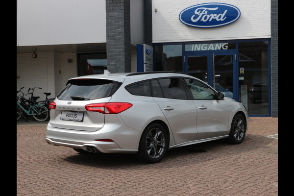 Ford Focus Wagon 1.0 125pk ST Line * Winter- Family Pack * Full LED * HUD * All Season *