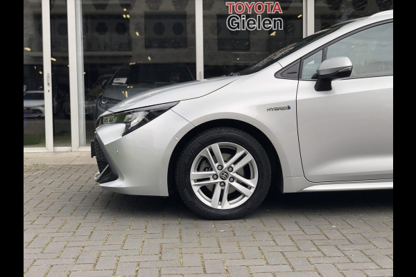 Toyota Corolla Touring Sports 1.8 Hybrid Dynamic | Navigatie, Parkeersensoren, Keyless, Licht + Regensensor, Apple CarPlay/Android Auto