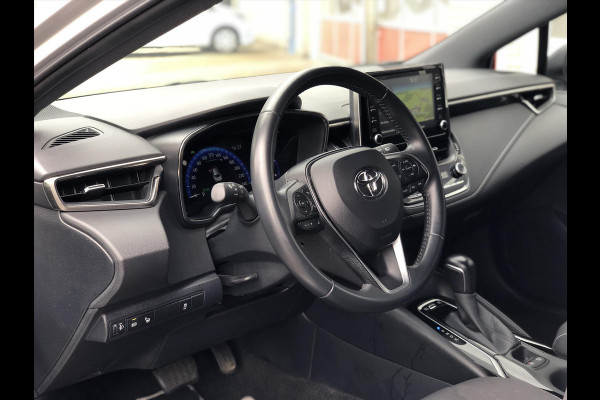 Toyota Corolla Touring Sports 1.8 Hybrid Dynamic | Navigatie, Parkeersensoren, Keyless, Licht + Regensensor, Apple CarPlay/Android Auto