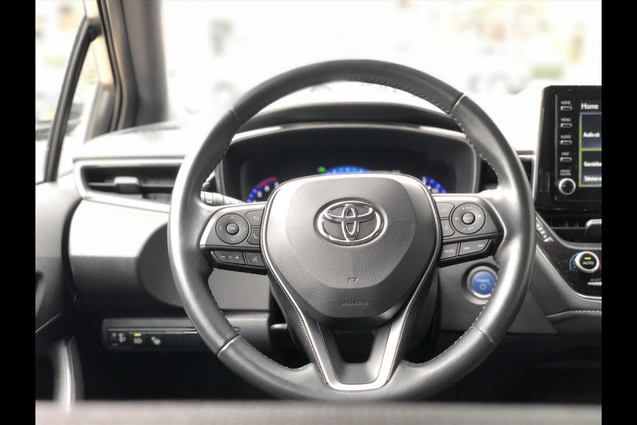 Toyota Corolla Touring Sports 1.8 Hybrid Dynamic | Navigatie, Parkeersensoren, Keyless, Licht + Regensensor, Apple CarPlay/Android Auto