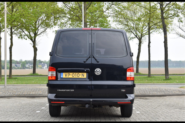 Volkswagen Transporter 2.0TDi 140pk L2H1 Trendline / Airco / Navi / Trekhaak / PDC voor & achter / Cruise control