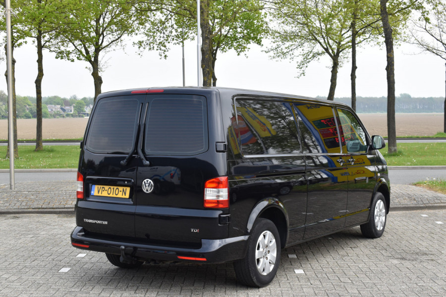 Volkswagen Transporter 2.0TDi 140pk L2H1 Trendline / Airco / Navi / Trekhaak / PDC voor & achter / Cruise control