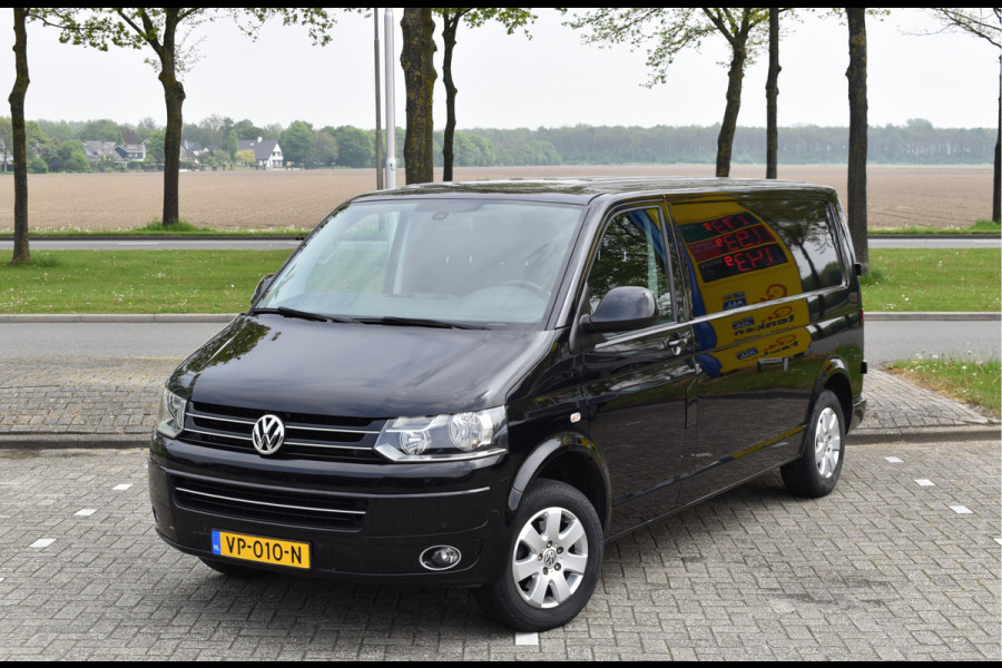 Volkswagen Transporter 2.0TDi 140pk L2H1 Trendline / Airco / Navi / Trekhaak / PDC voor & achter / Cruise control