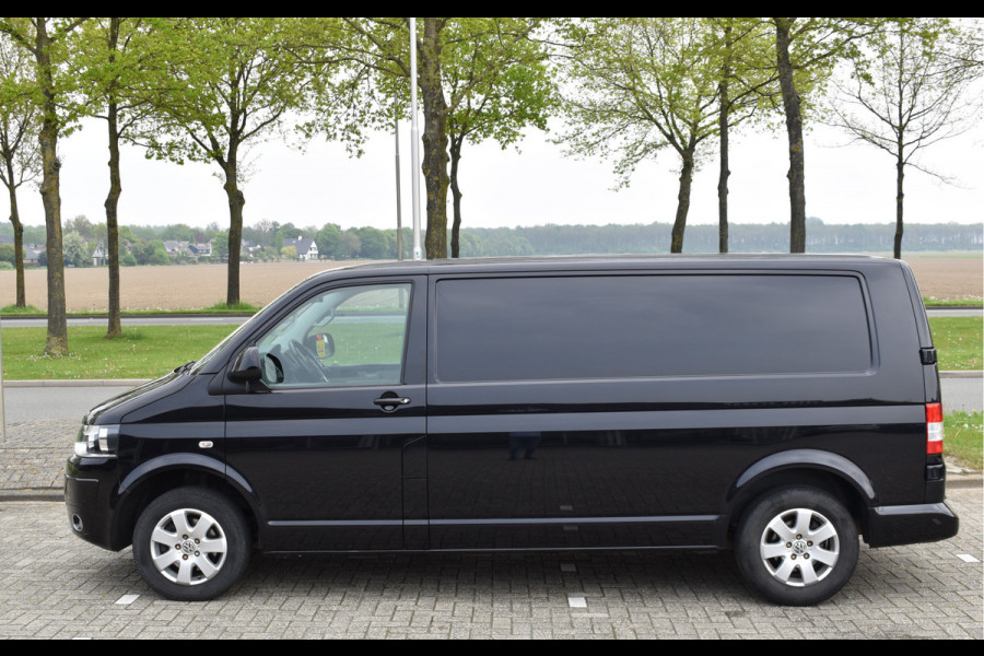 Volkswagen Transporter 2.0TDi 140pk L2H1 Trendline / Airco / Navi / Trekhaak / PDC voor & achter / Cruise control