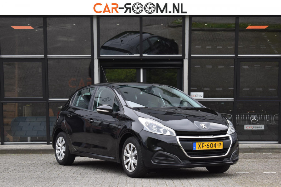 Peugeot 208 1.2 PureTech Active Cruise PDC Carplay Navi