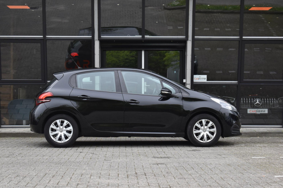 Peugeot 208 1.2 PureTech Active Cruise PDC Carplay Navi