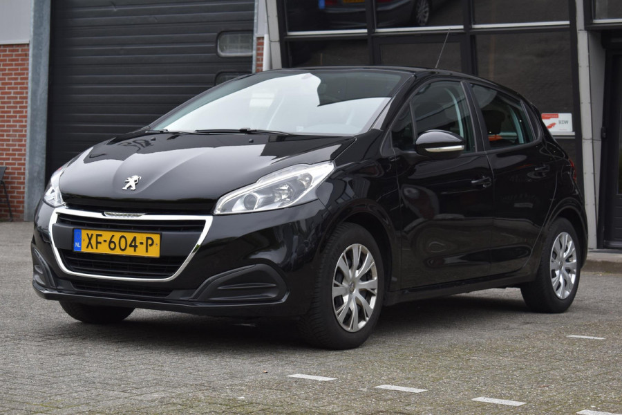 Peugeot 208 1.2 PureTech Active Cruise PDC Carplay Navi