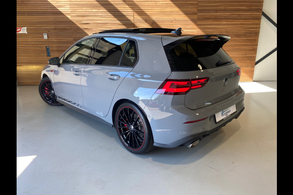 Volkswagen Golf 2.0 TSI GTI Clubsport 45 Jahre Editie | 5 jaar Fabrieksgarantie| Full Option | PANO | AKRA | Alcantara | KANON!