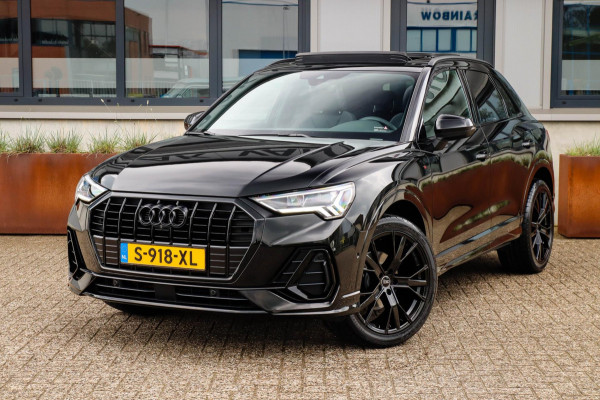 Audi Q3 35 TFSI 1.5 TFSI S Line Pro Line S 150pk S-Tronic 1e|Panoramadak|Virtual Cockpit|LED Matrix|Lederen sportstoelen|Black|360