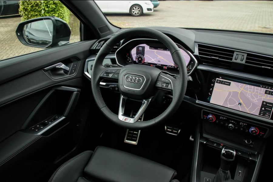 Audi Q3 35 TFSI 1.5 TFSI S Line Pro Line S 150pk S-Tronic 1e|Panoramadak|Virtual Cockpit|LED Matrix|Lederen sportstoelen|Black|360