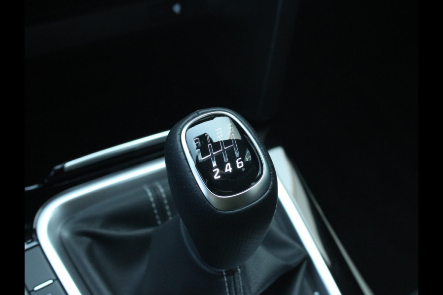 Kia ProCeed 1.5 T-GDi GT-PlusLine | Stoel-/stuurverwarming | JBL | Elek. stoelen + geheugen | Carplay | Navi | LED | 17''