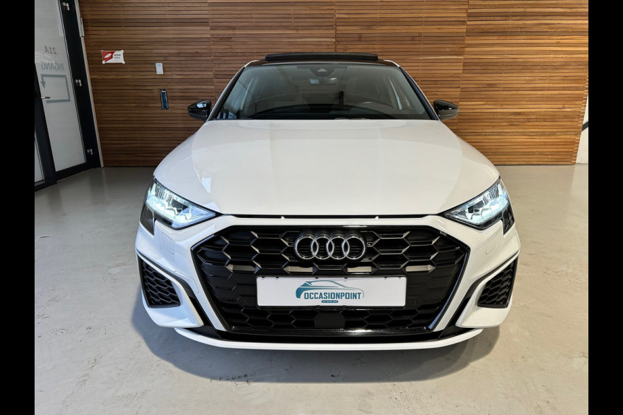 Audi A3 Sportback 45 TFSI e S edition Competition | Full Option | Fabrieksgarantie | PANO | 19Inch | Parkassist |