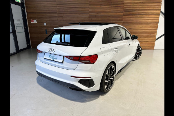 Audi A3 Sportback 45 TFSI e S edition Competition | Full Option | Fabrieksgarantie | PANO | 19Inch | Parkassist |