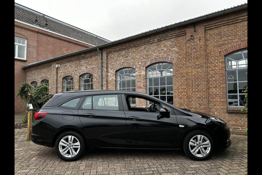 Opel Astra Sports Tourer 1.2 Turbo 131pk Navigatie *Apple-Carplay* Camera Cruise