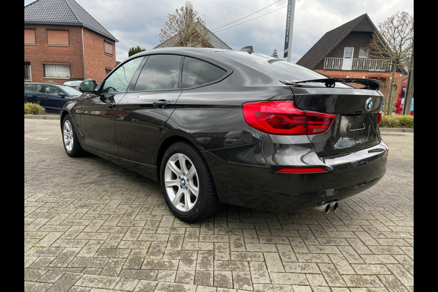 BMW 3-serie Gran Turismo 320i Executive TREKHAAK/LEER/KEYLESS