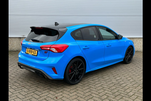 Ford Focus 2.3 EcoBoost ST-3 UNIEK! BLUE PERFORMANCE EDITION.