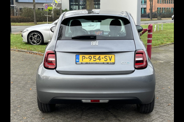 Fiat 500E 3+1 Icon 42 kWh | Carplay | Navi