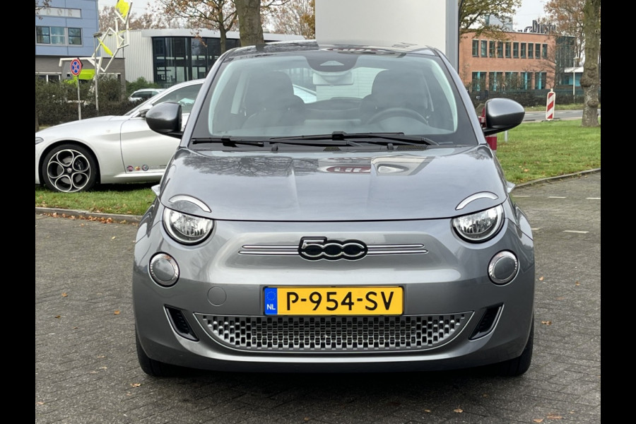 Fiat 500 3+1 Icon 42 kWh | Carplay | Navi