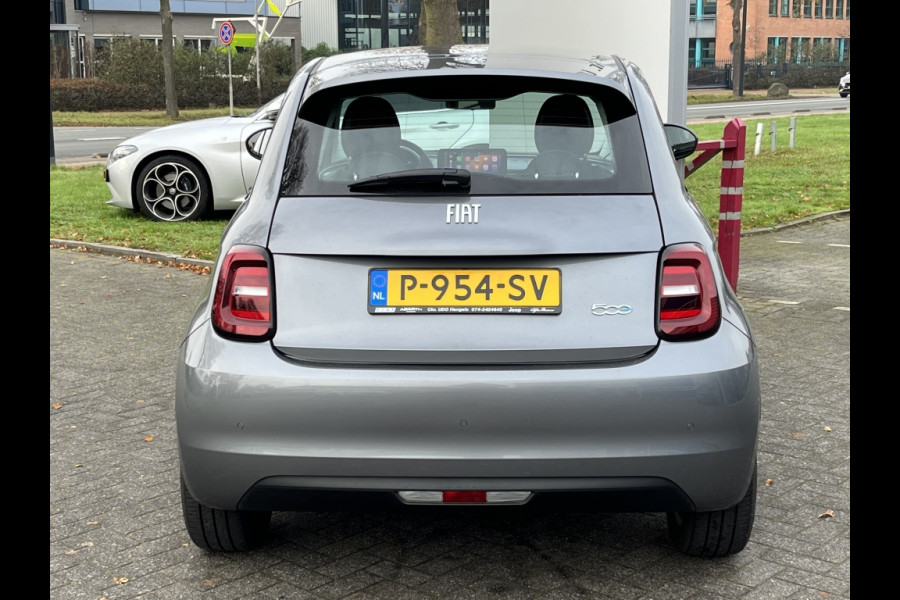 Fiat 500 3+1 Icon 42 kWh | Carplay | Navi