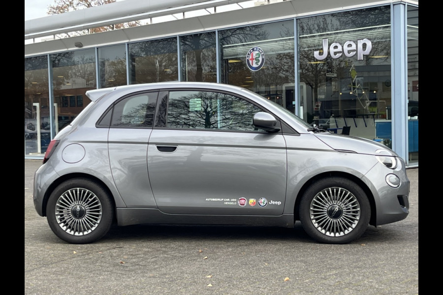 Fiat 500 3+1 Icon 42 kWh | Carplay | Navi