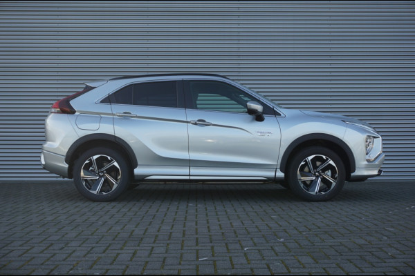 Mitsubishi Eclipse Cross 2.4 PHEV Executive | ADAP. CRUISE | 360 CAMERA | € 3.090 KORTING