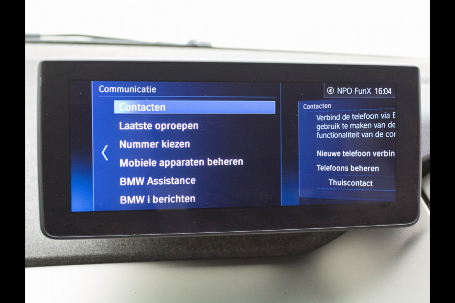 BMW i3 Navi-Pro 19 lm Harman Kardon Conncected Teleservices Warmtepomp BotsWaarsch. Led Ecc Keyless BAS ESP ASR RegenSensorStoel+Ruitensproeier-verwarming PDC Teleservice DAB Acoust voetg-besch regensensor Intelligent noodroep Snellader Comfort pack advance Basis iPerformance 94Ah 33 kWh