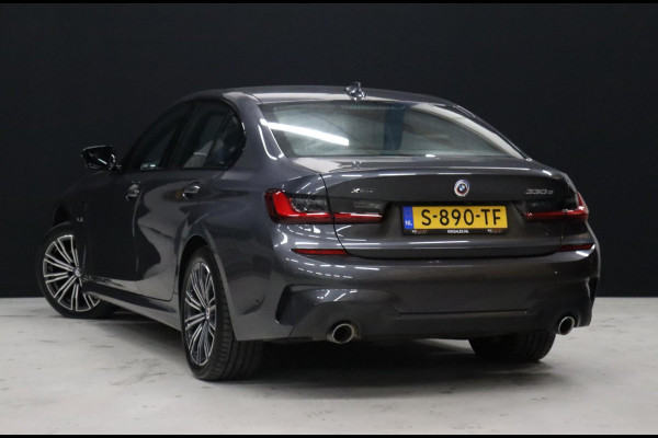 BMW 3-serie 330e xDrive M-Sport [STUUR/STOEL VERW. CAMERA, M-STUUR, ELEK STOEL., LEDER/ALCANTARA, APPLE CAR, M-VELG, NIEUWSTAAT]