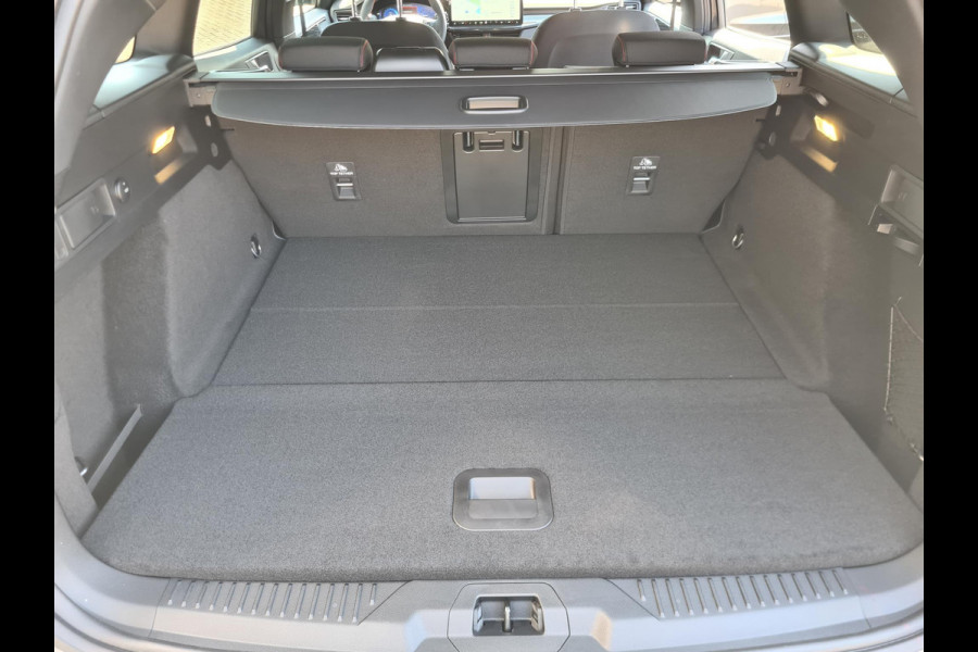 Ford FOCUS Wagon 1.0 EcoBoost Hybrid ST Line X 125 pk | Winterpack | Driver assistance pack | Full led | Navigatie | PDC v+a | Groot scherm | Achteruitrijcamera | Direct leverbaar!