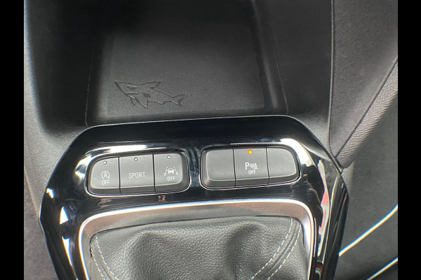 Opel Corsa 1.2 GS Line - OPC Sport Line I Apple CarPlay / Navigatie I Airco I PDC I Camera achteruit I Dealer onderhouden