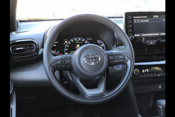 Toyota Yaris Cross 1.5 Hybrid Dynamic | Apple CarPlay/Android Auto, 17inch, Privacy Glass, Keyless, Parkeercamera