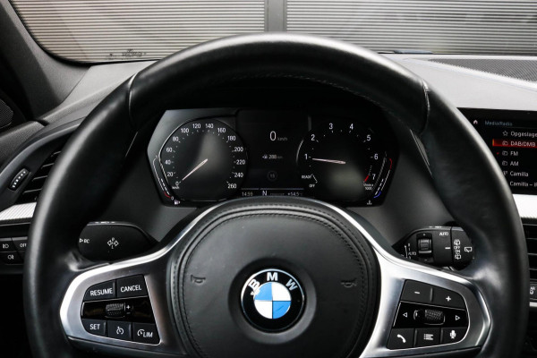 BMW 1-serie 118i M-Sport - Trekhaak - LED - Sfeerverlichting