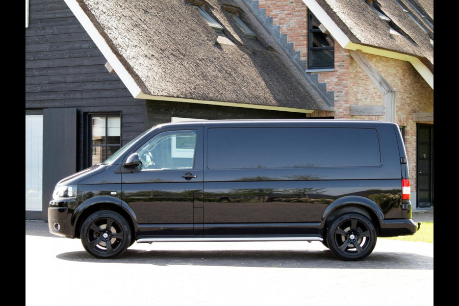 Volkswagen Transporter 2.0 TDI L2H1 Trendline | Automaat | Full-map Navigatie | Bijrijdersbank | Airco | Trekhaak