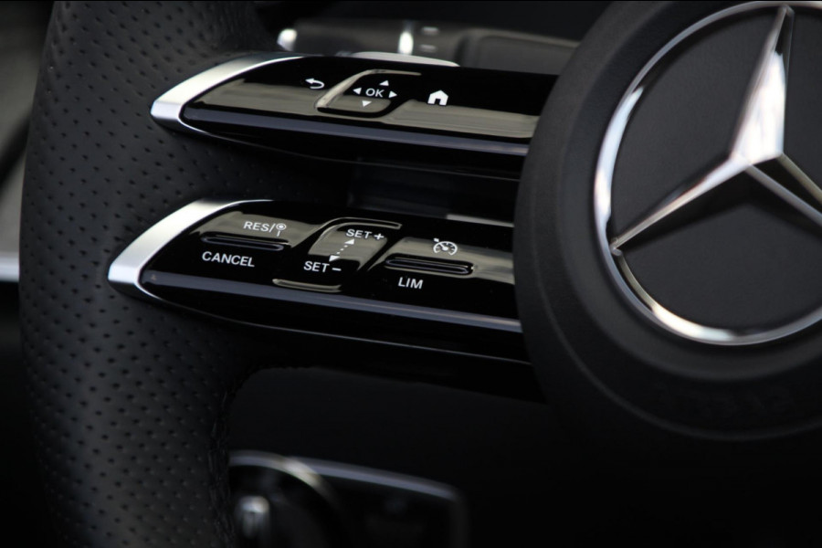 Mercedes-Benz E-Klasse Cabrio 200 | AMG | Burmester | Airscarf | Mulitbeam | Sfeerverl