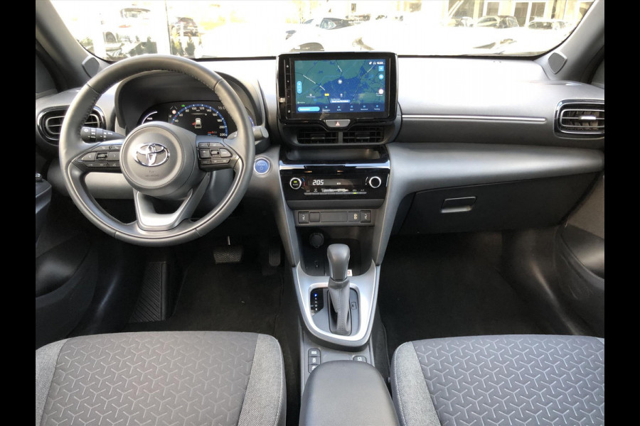 Toyota Yaris Cross 1.5 Hybrid Dynamic | Smart Connect, Winter Pack, Navigatie, 17inch, Keyless, Stoel + Stuurverwarming