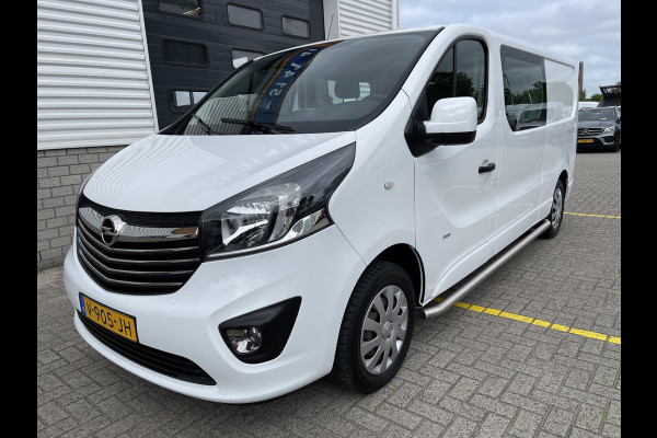 Opel Vivaro 1.6 CDTI 125pk L2H1 DC 5 persoons Sport EcoFlex / rijklaar € 18.950 ex btw / lease vanaf € 401 / stoelverwarming / airco / cruise / trekhaak / navi / pdc !