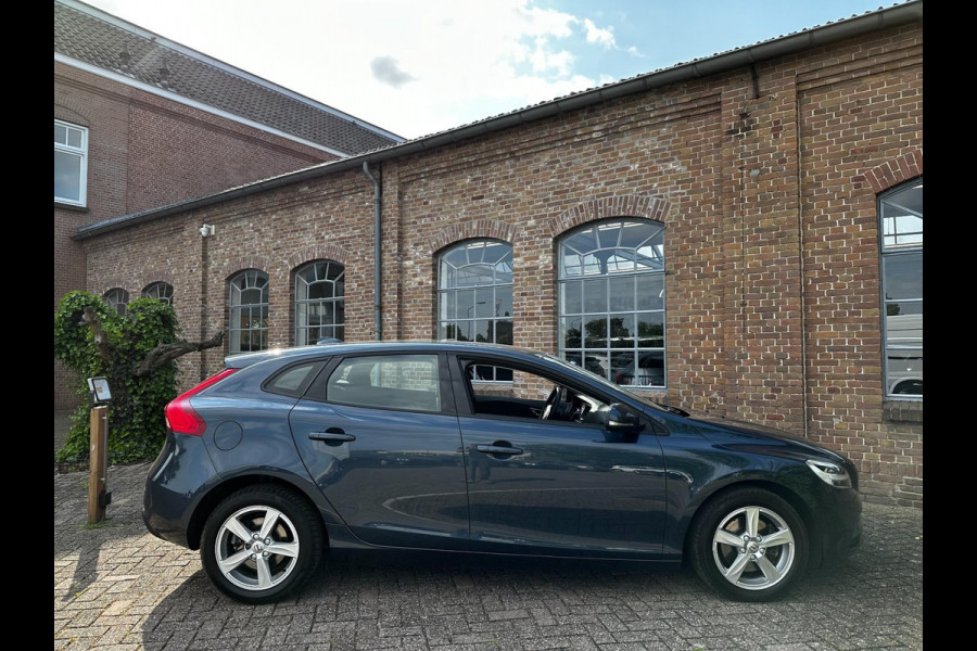 Volvo V40 2.0 T2 Navigatie Climate 1e Eigenaar