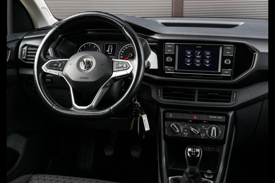 Volkswagen T-Cross 1.0 TSI Life - Parkeersensoren - Stoelverwarming - Bluetooth