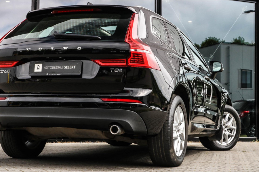 Volvo XC60 2.0 T8 Twin Engine AWD - Trekhaak - Pano - Standkachel