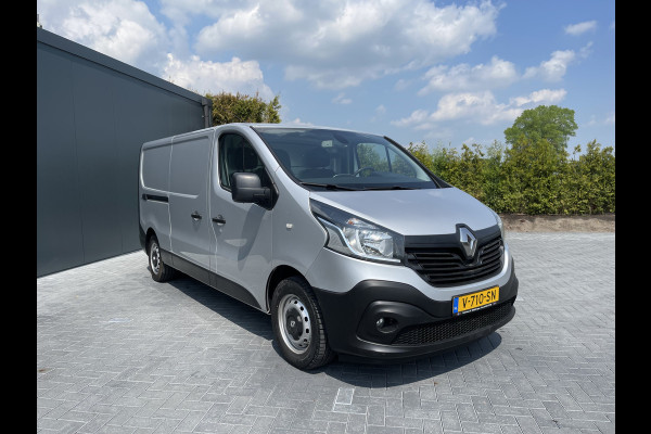 Renault Trafic 1.6 DCI 120 PK / L2H1 / 2x SCHUIFDEUR / TREKHAAK / CAMERA / NAVI / AIRCO / CRUISE