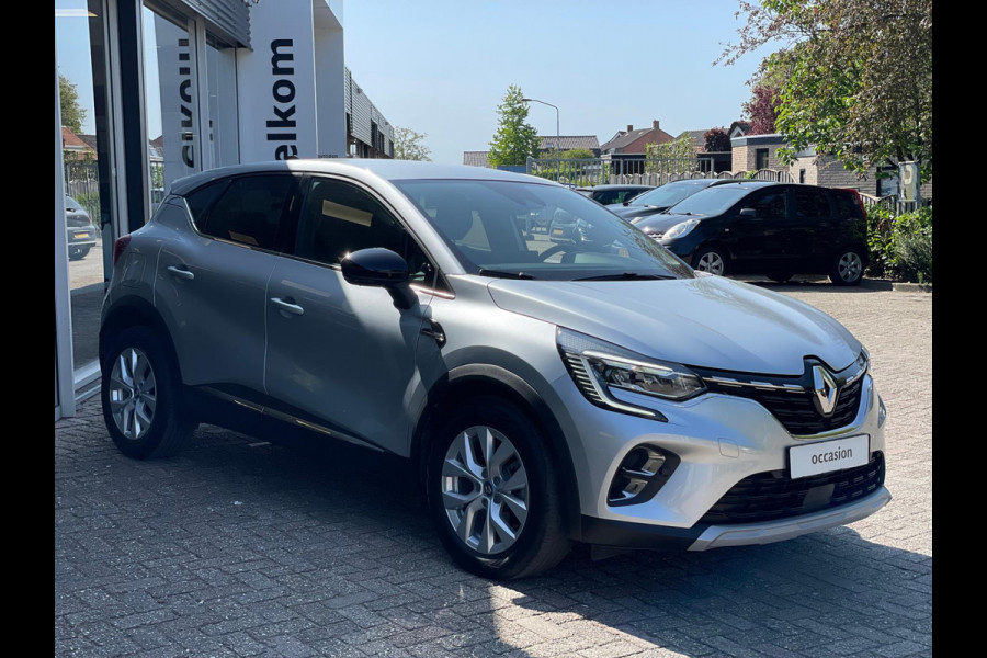 Renault Captur 1.6 E-Tech Plug-in Hybrid 160 Intens Groot Navi / P-sensor & camera / Clima / Full LED