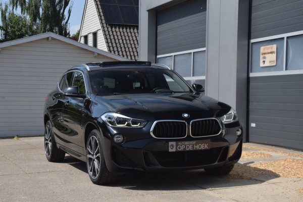 BMW X2 SDrive18i M Sport LEER / PANORAMA / NAVI / CRUISE / PDC VOOR + ACHTER