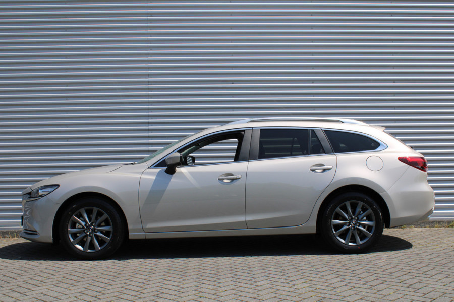 Mazda 6 Sportbreak 2.0 SkyActiv-G 6AT 165PK Centre-Line | BTW Auto | Navi | 17" LM | Airco | Cruise | Head-up display | Automaat |