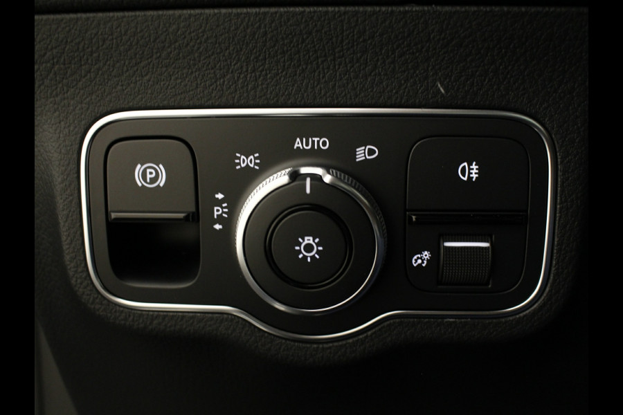 Mercedes-Benz B-Klasse 180 Advantage | Style Plus, Navigatie, Parkeerpakket, LED koplampen, Climate Control, Cruisecontrol | Nu tijdelijk te financiëren tegen 3,90% rente (actie loopt t/m 15-5-2020)